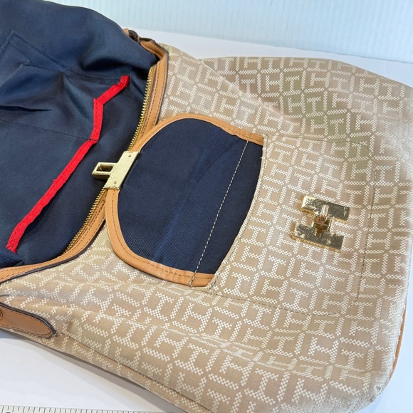 Tommy Hilfiger Navy & Logo Print Shoulder Bag – Red Zip Accent & Faux Leather - Picture 6 of 16